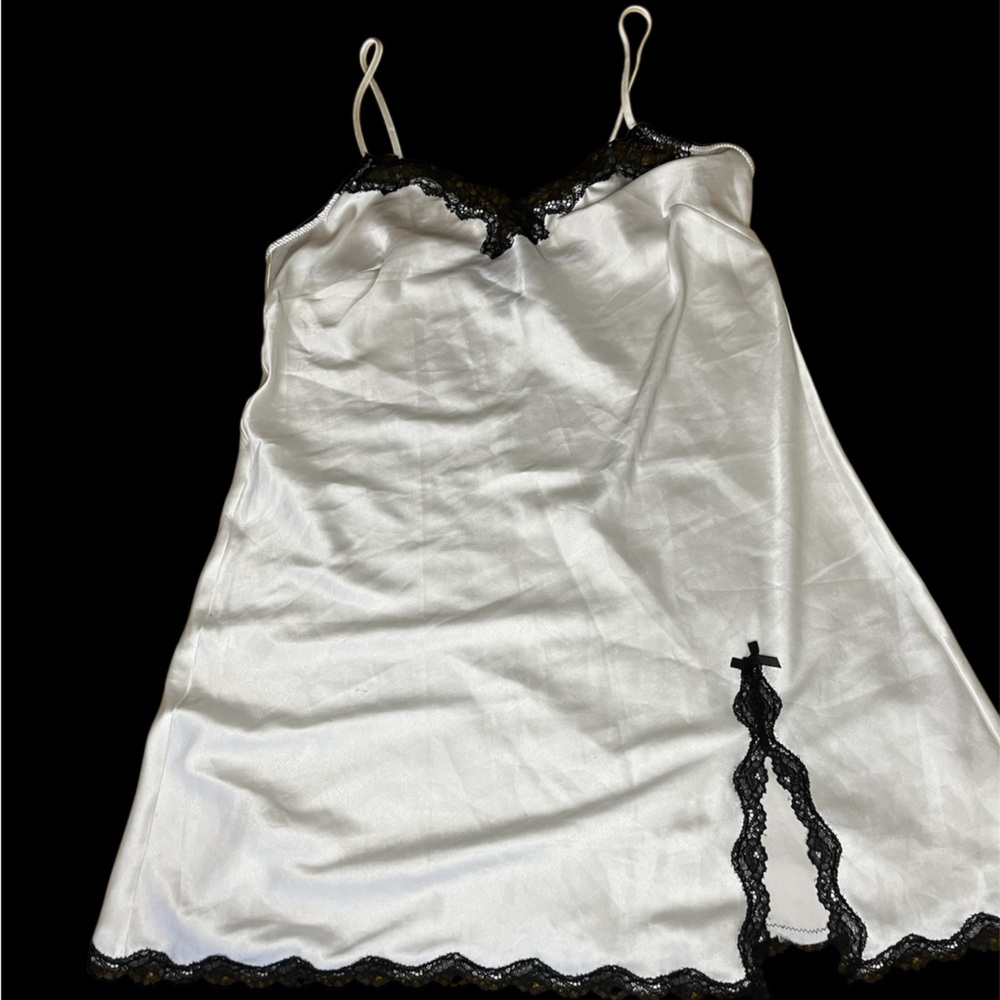 Victoria's Secret White and Black Lace Chemise